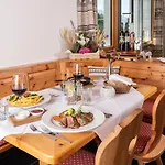 Randolins Familienresort St. Moritz